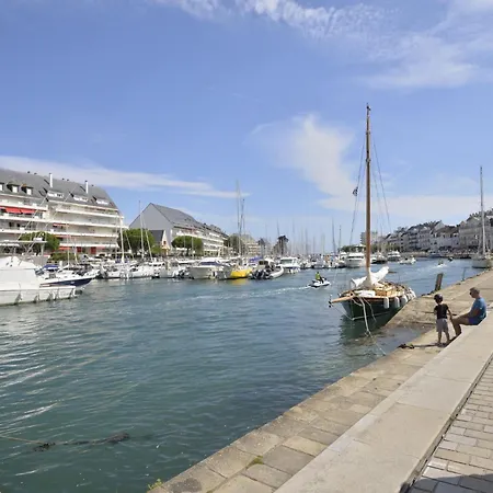 Charme De La Pointe De Penchateau By Interhome Holiday home Le Pouliguen