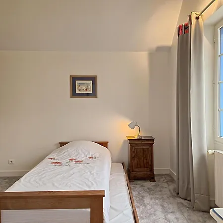 Charme De La Pointe De Penchateau By Interhome * Le Pouliguen